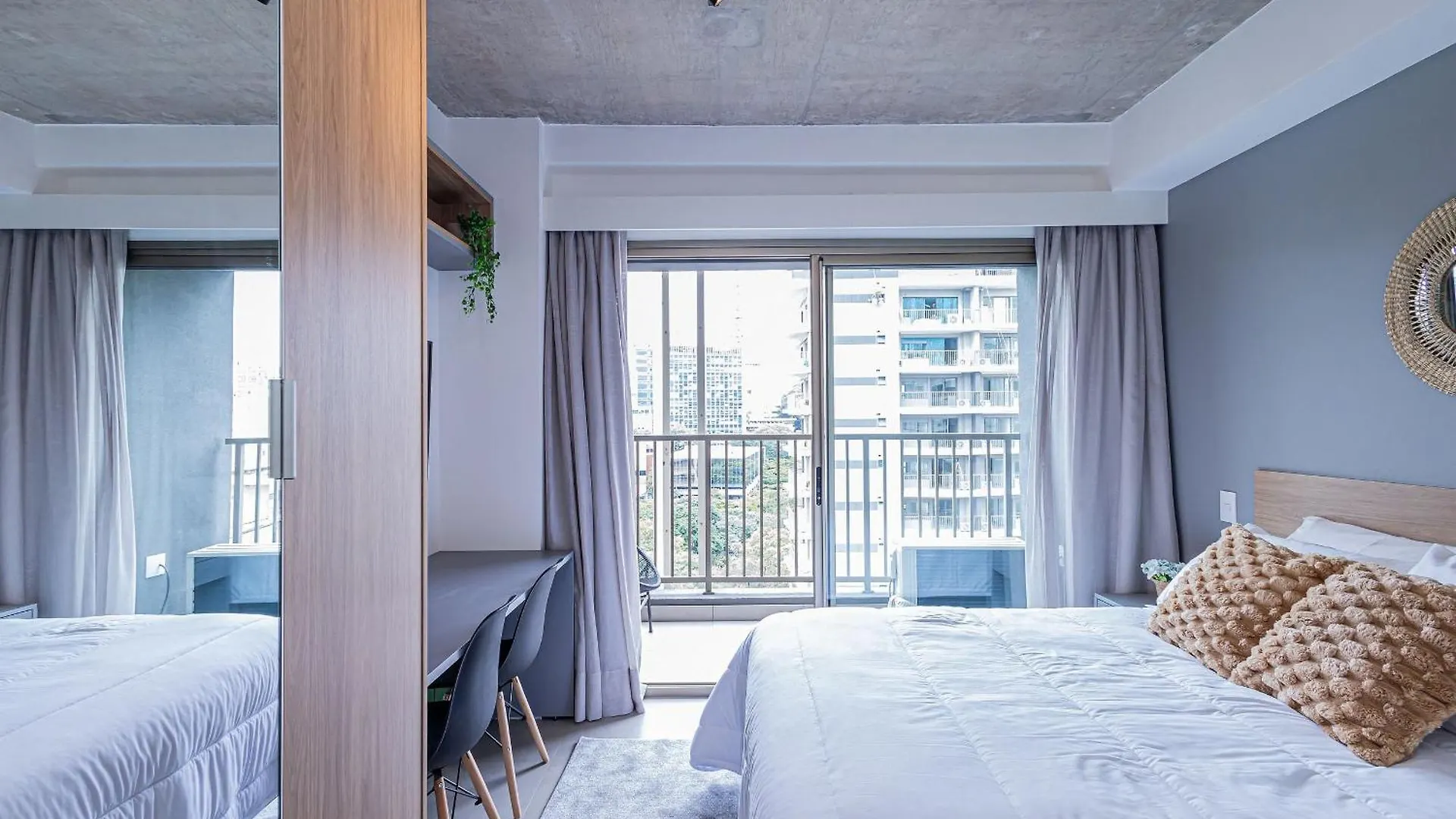 Apartment Condominio On Melo Alves Sao Paulo Brazil